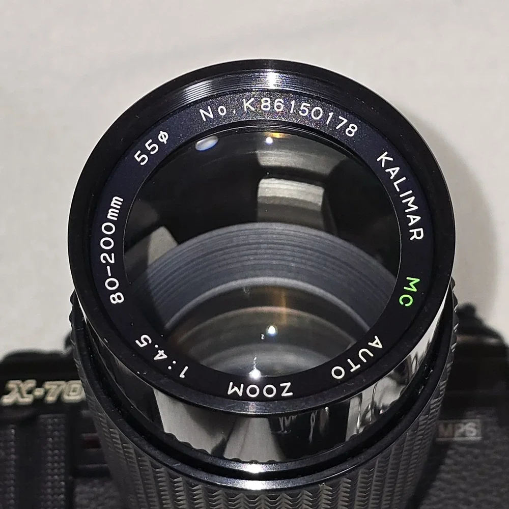 Minolta X-700 35mm SLR Film Camera Kalimar 80–200mm Lens Bundle